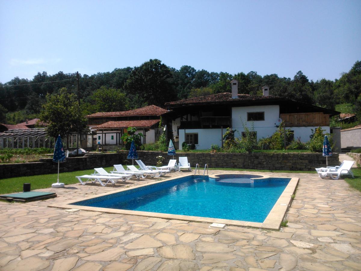 Ecopark Elena Hotel Екстериор снимка